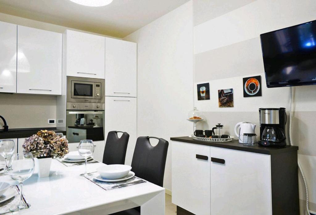 Ventuno - Modern Apartment - Country & Lake Lovere Kültér fotó